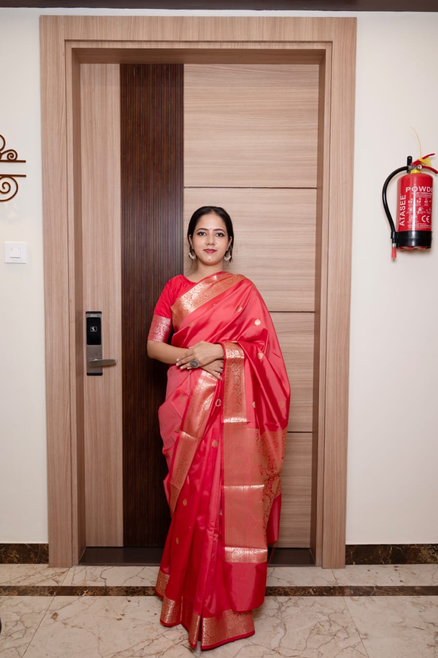 Banarasi Premium Kataan Daibal Dana Buti Saree