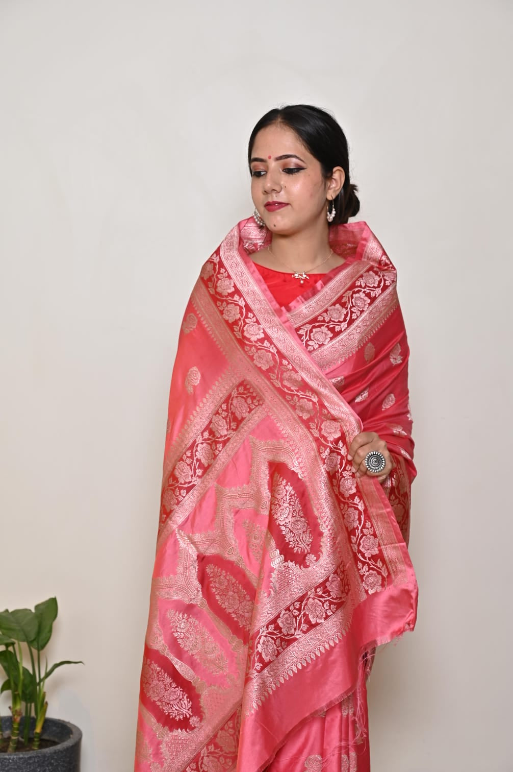Banarasi Masrhu Kataan Saree with Silver Zari Border