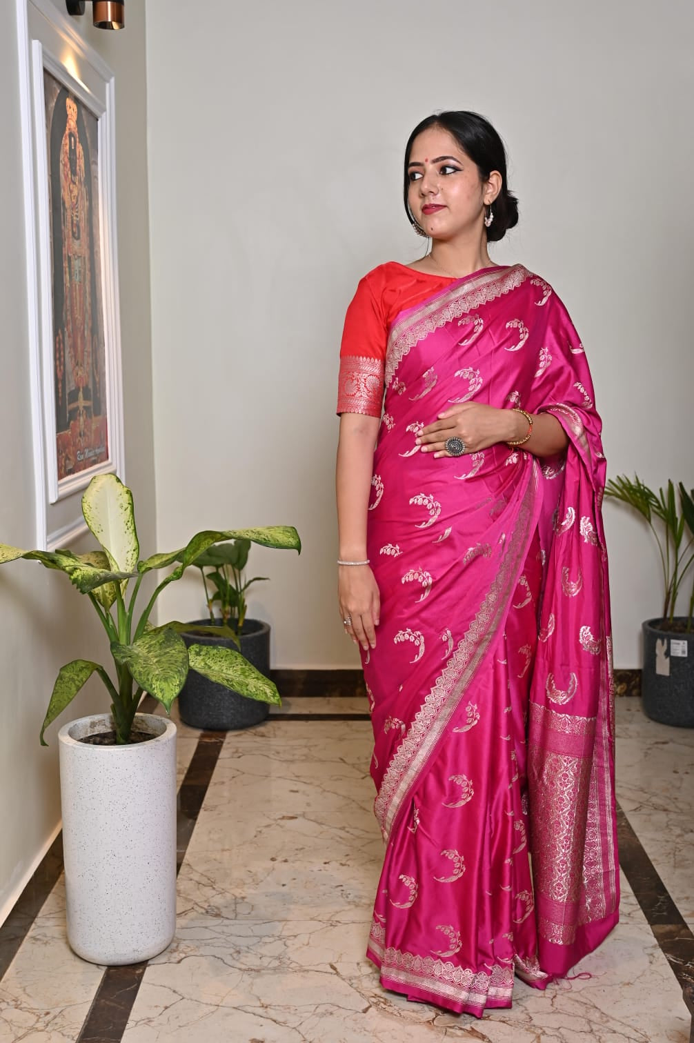 Magenta Pink Banarasi Masrhu Kataan Silk Saree