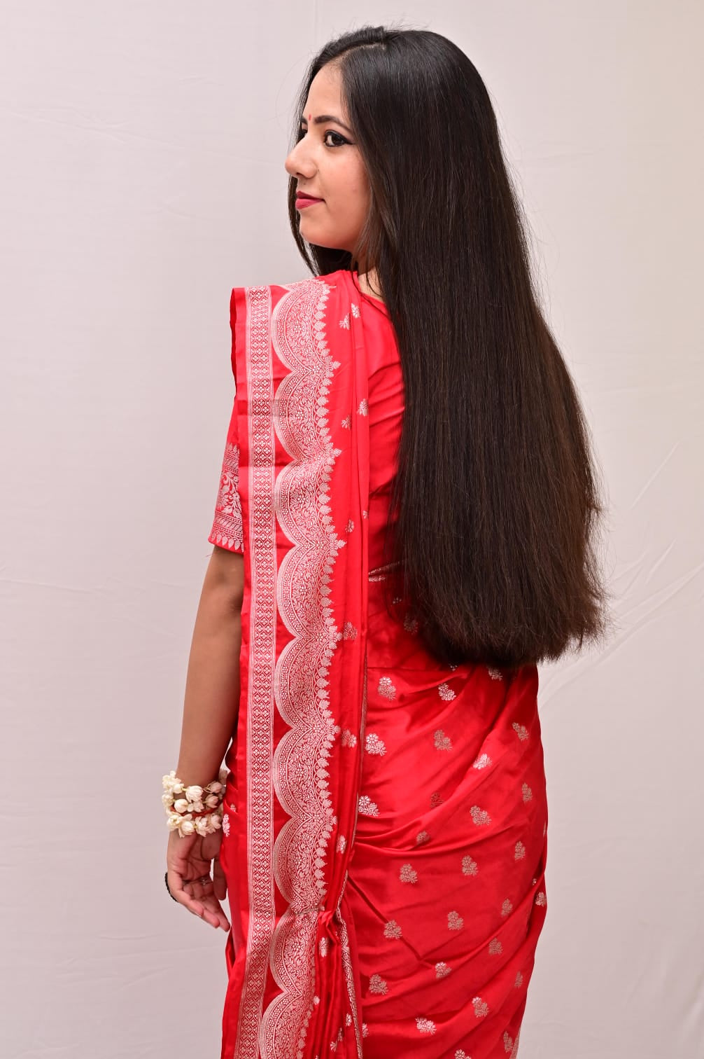 Banarasi Masrhu Kataan Saree with Silver Zari