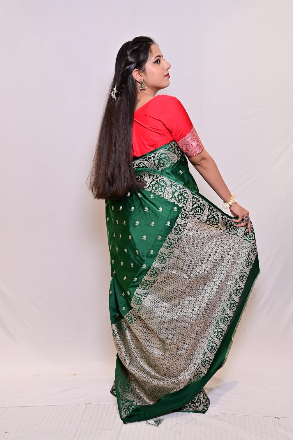 Green Banarasi Masrhu Kataan Saree with Silver Zari