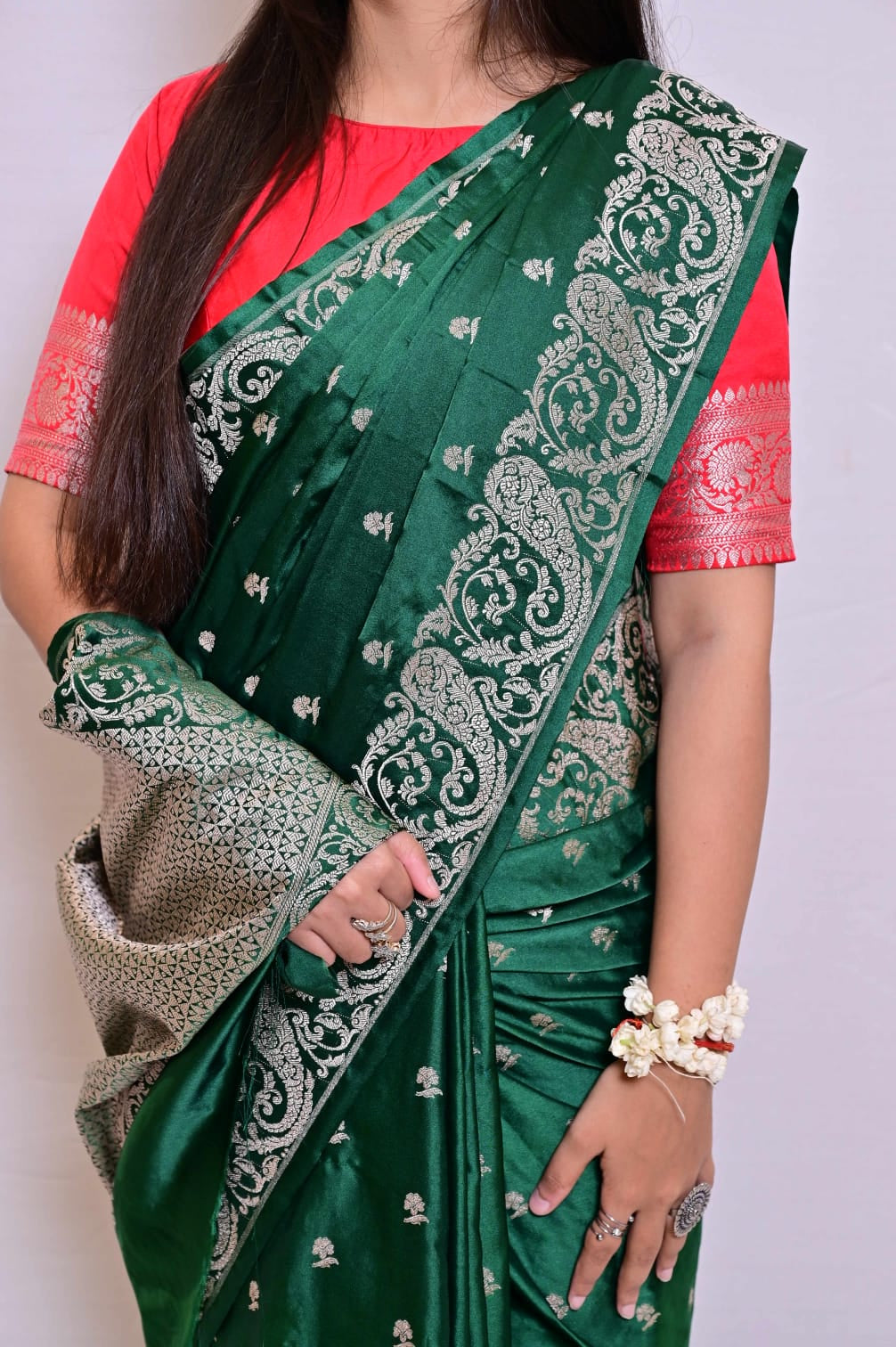 Green Banarasi Masrhu Kataan Saree with Silver Zari