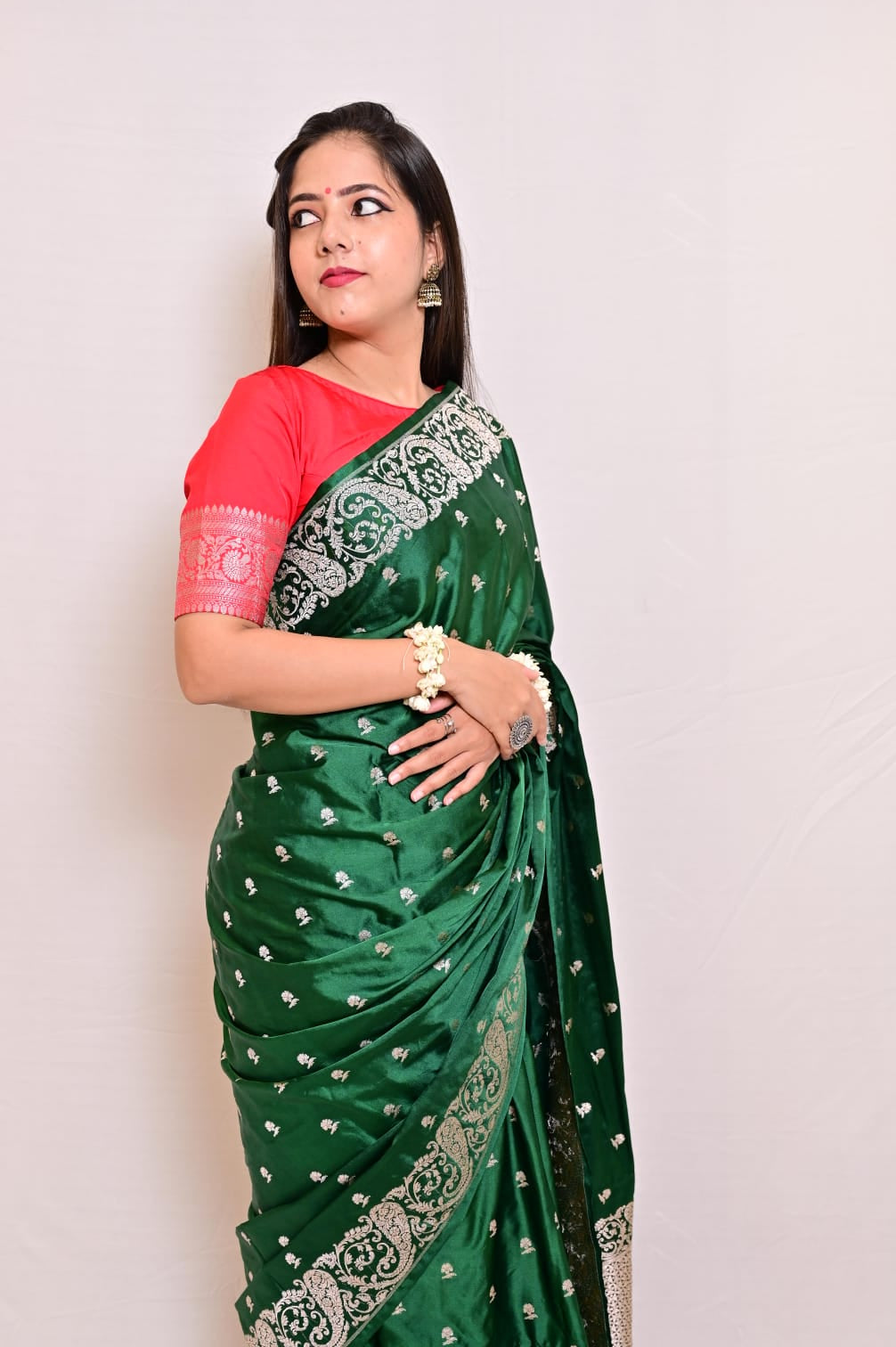 Green Banarasi Masrhu Kataan Saree with Silver Zari