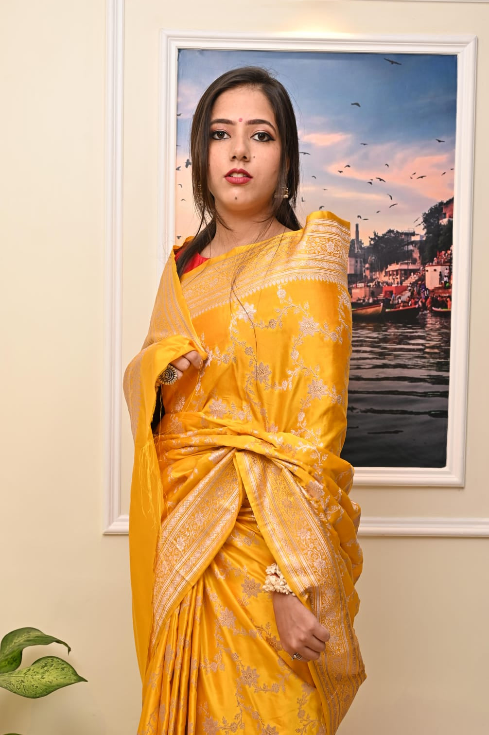 Masrhu Kataan Handloom Banarasi Saree with Silver Zari & Butis