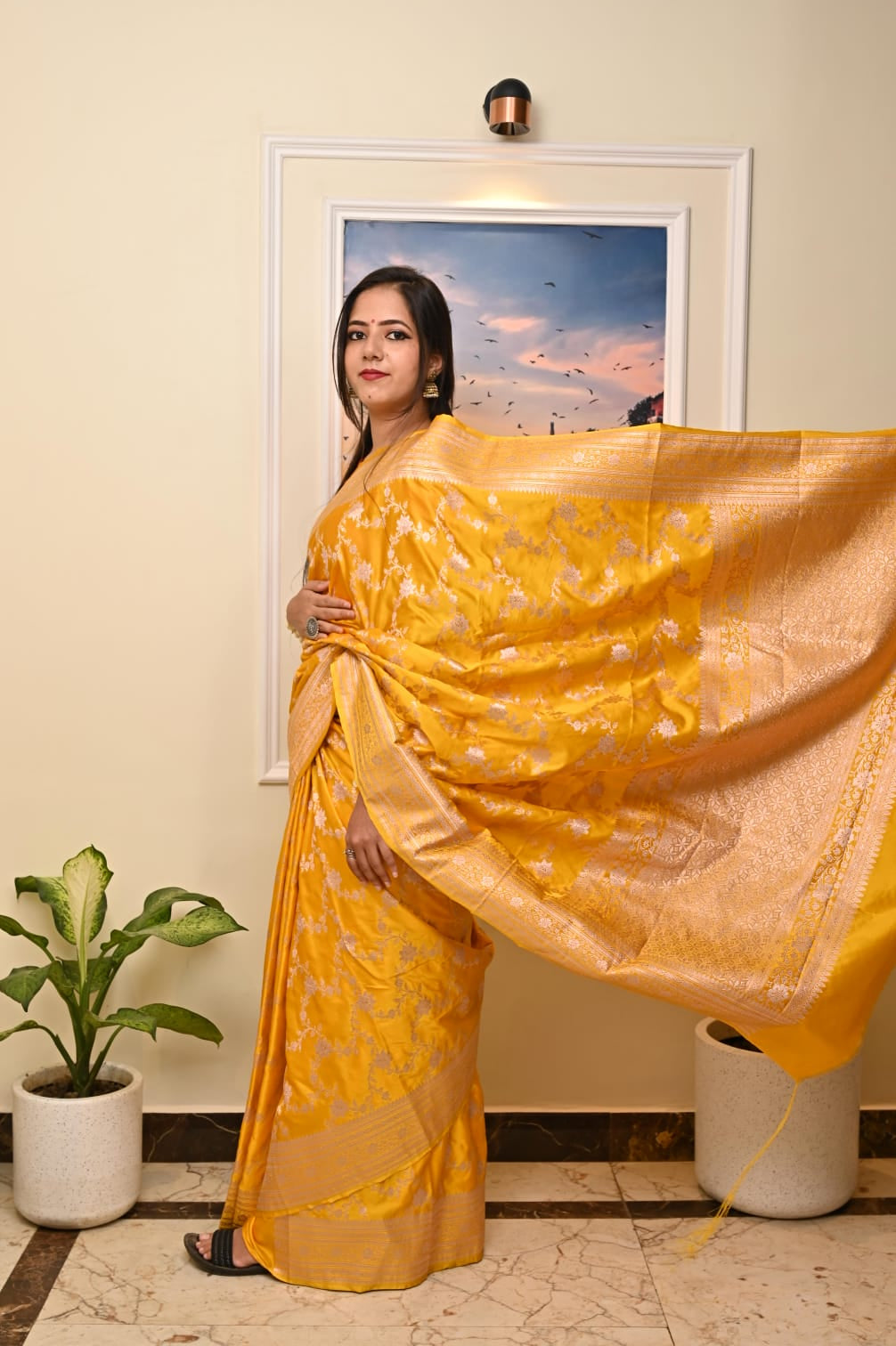 Masrhu Kataan Handloom Banarasi Saree with Silver Zari & Butis