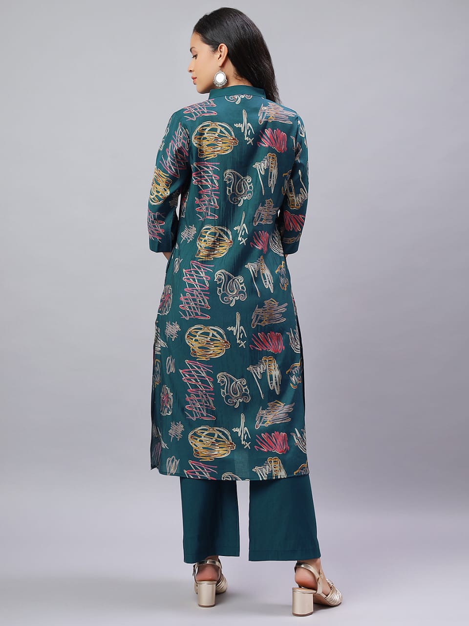V Neck Kurta Set