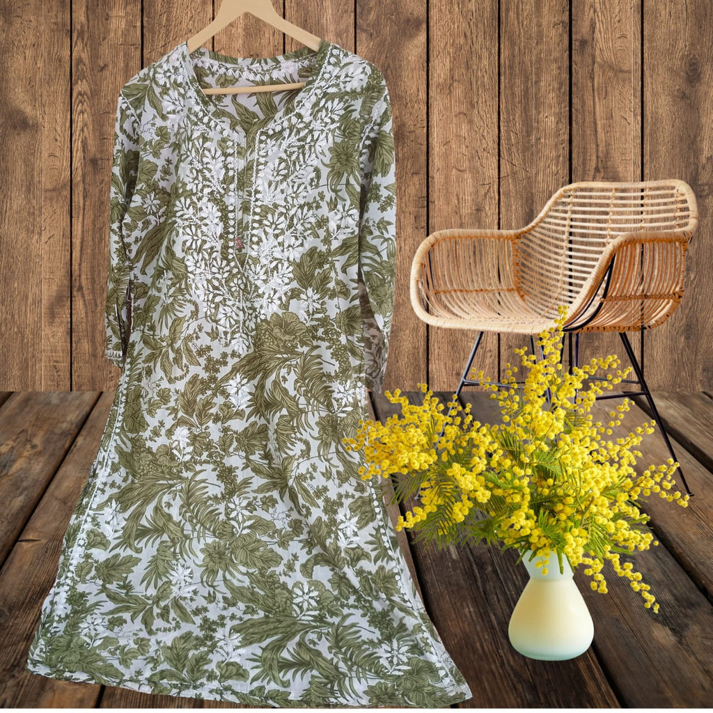 Elegant Lucknowi Chikankari Kurti