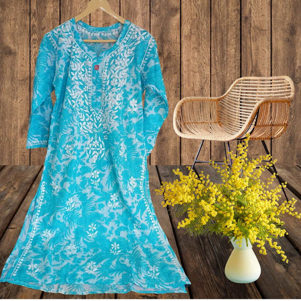 Elegant Lucknowi Chikankari Kurti
