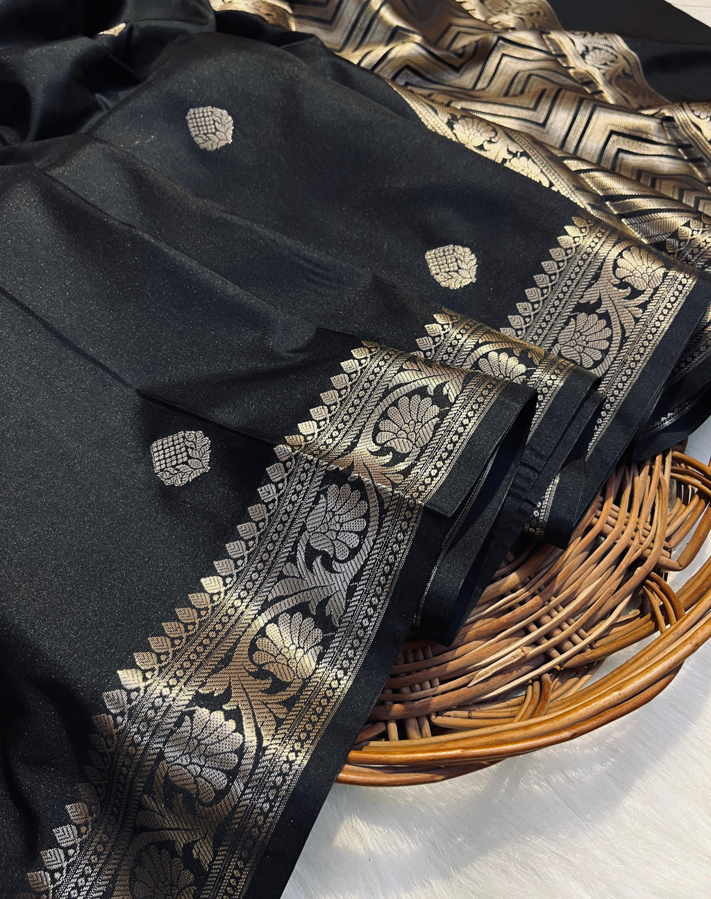 Banarasi premium Kataan soft silk saree