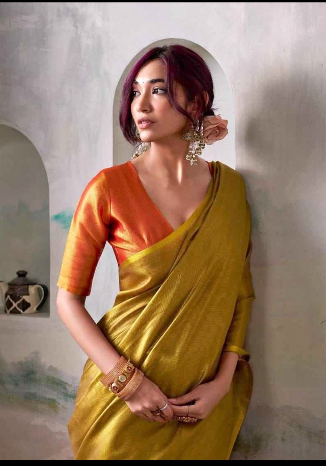 Tissue linen saree