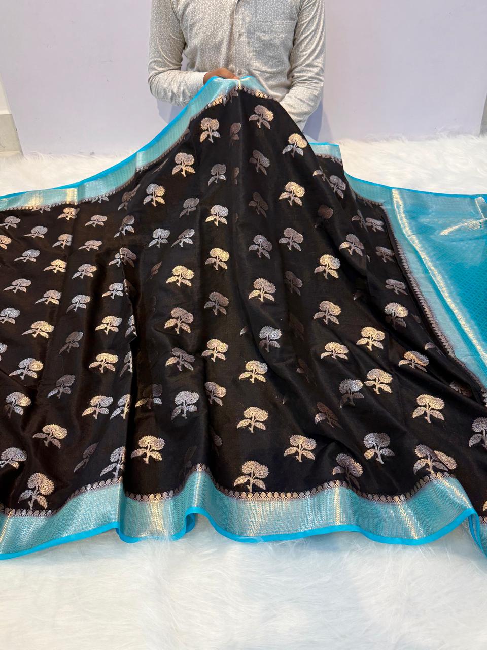 Exquisite Dual-Tone Banarasi Katan Silk Saree