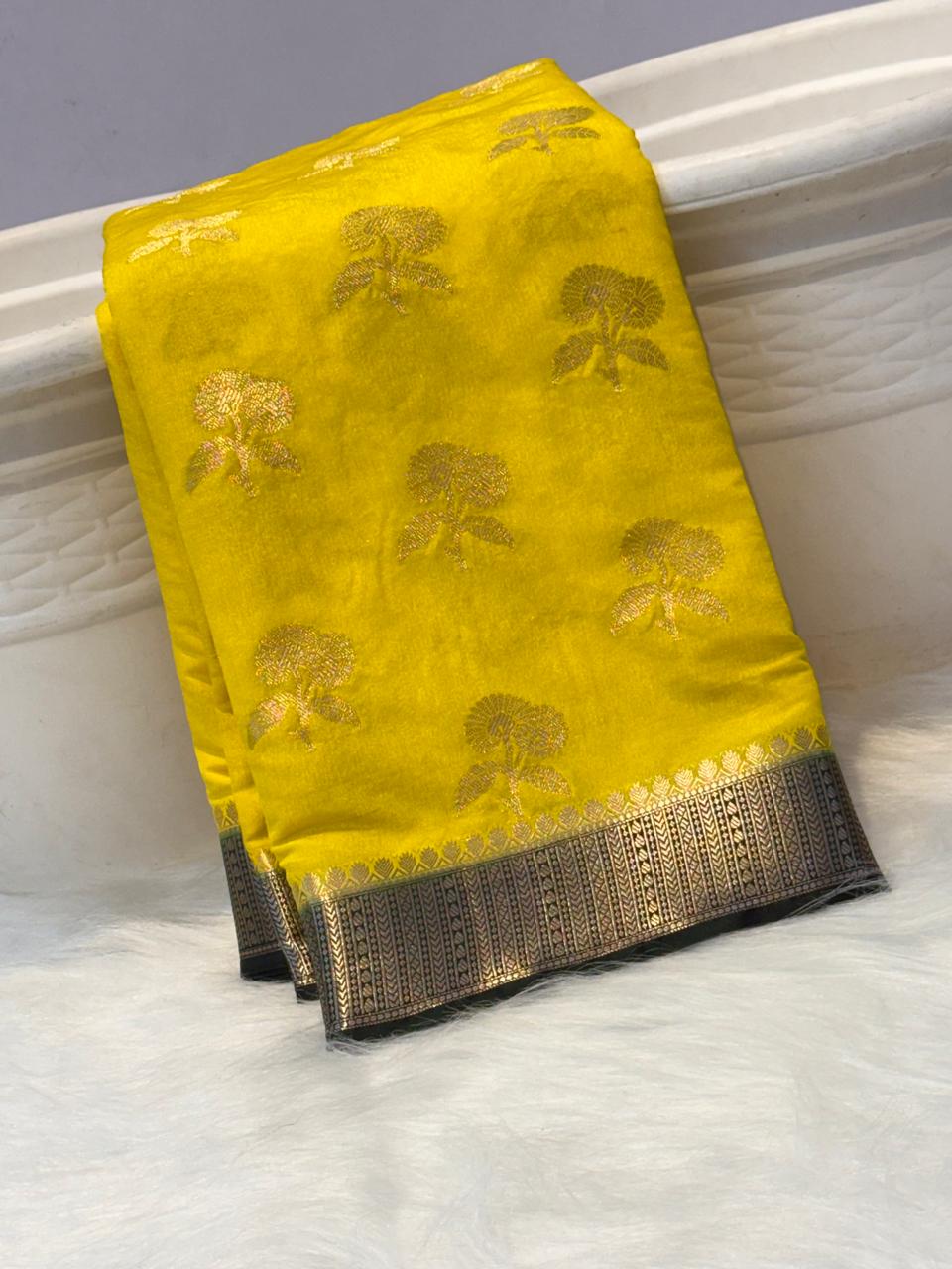 Exquisite Dual-Tone Banarasi Katan Silk Saree