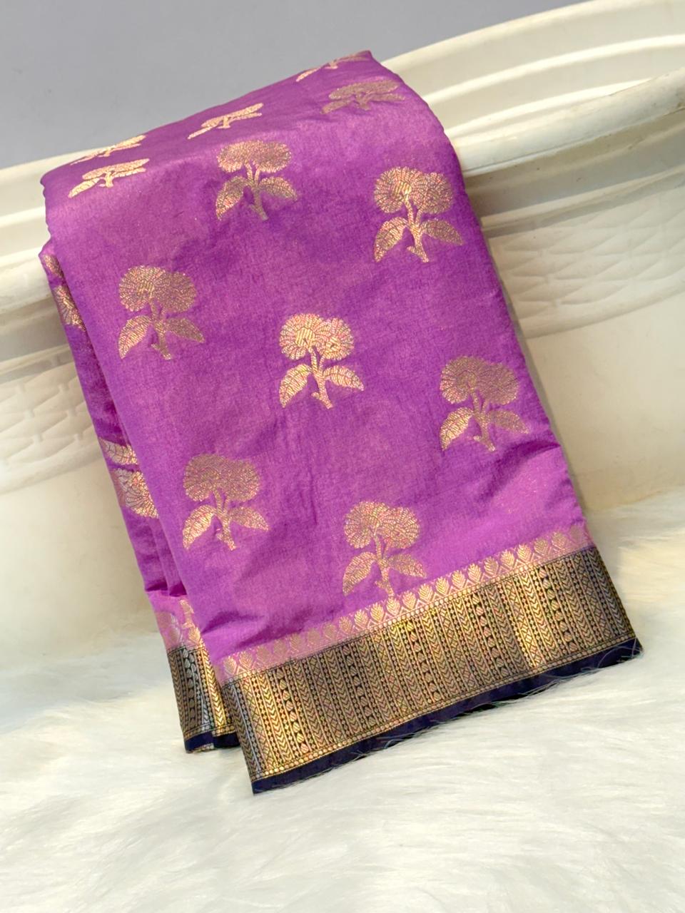 Exquisite Dual-Tone Banarasi Katan Silk Saree