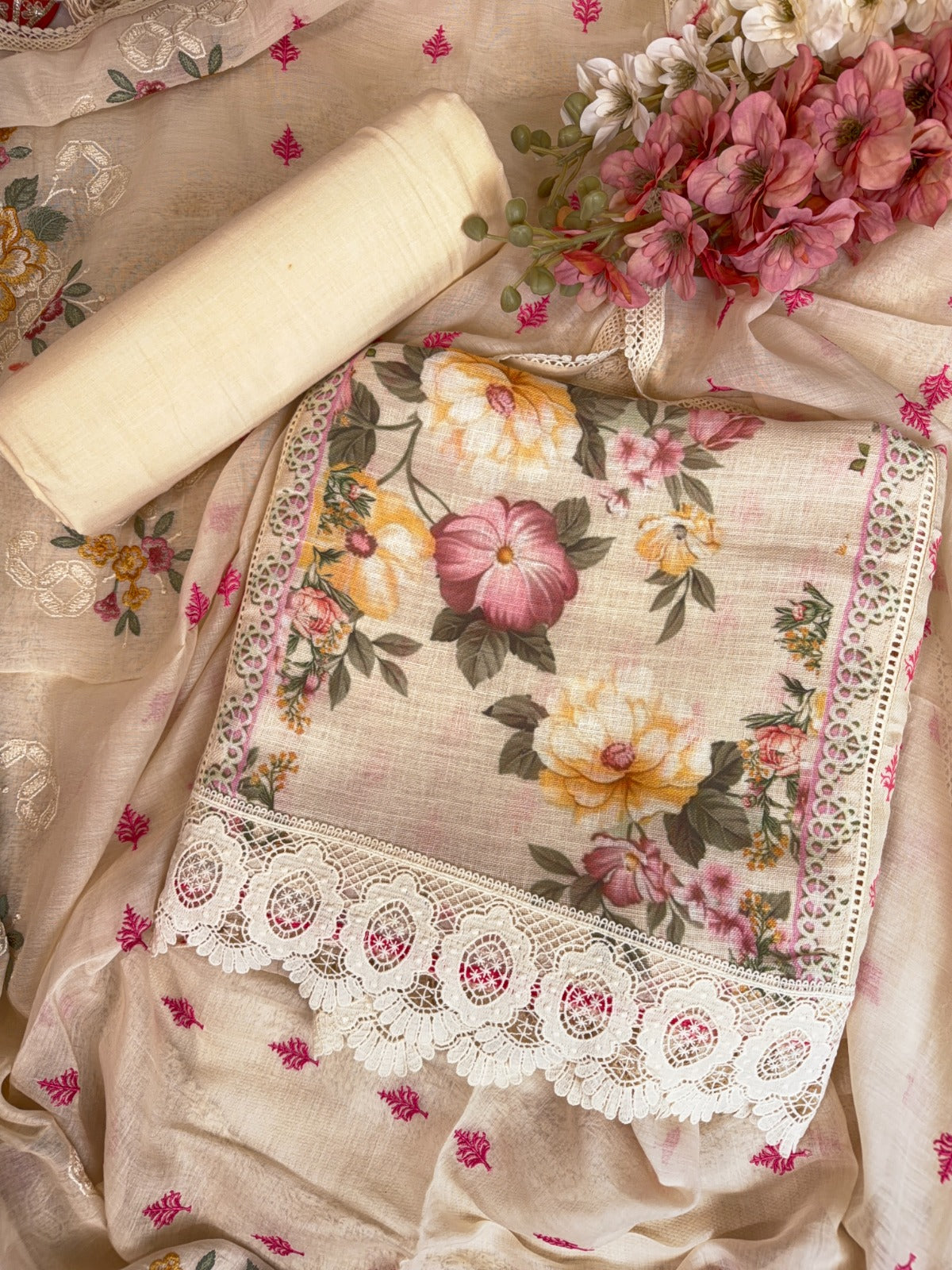 Elegant Linen Cotton Suit with Digital Print, Lace and Thread Work